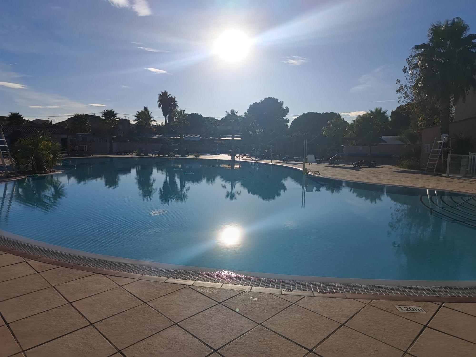 Hotel Camping Siblu Les Sables Du Midi A Valras Plage Esterno foto